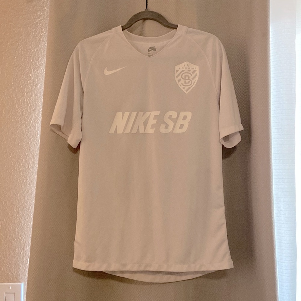 NIKE SB SOCCER JERSEY #10